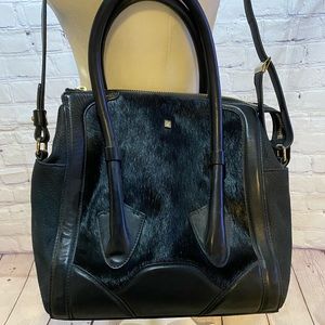 Pour La Victoire black horse hair fur bag